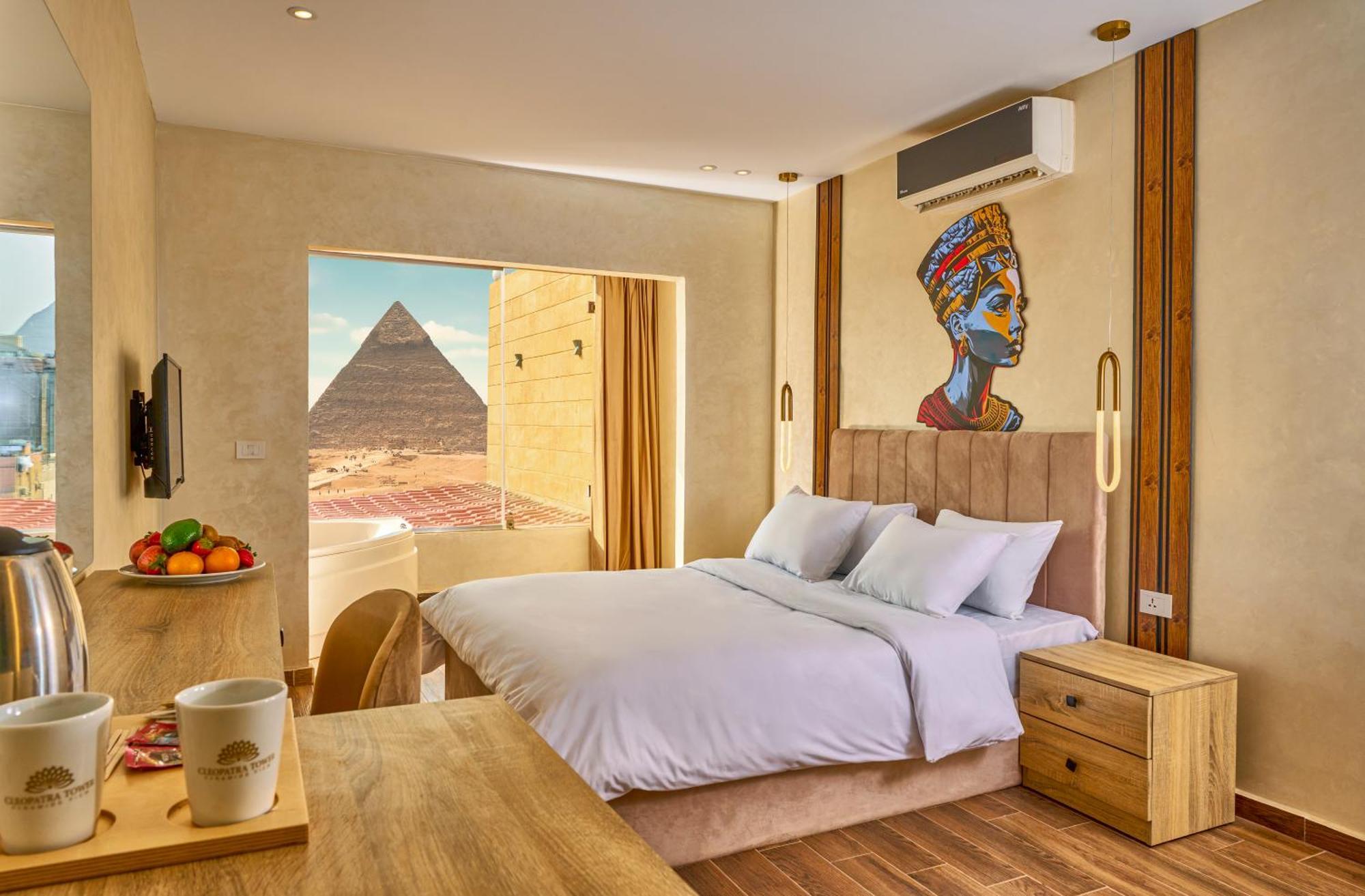 Cleopatra Tower Pyramid View Hotel Kafrat al Jabal ภายนอก รูปภาพ